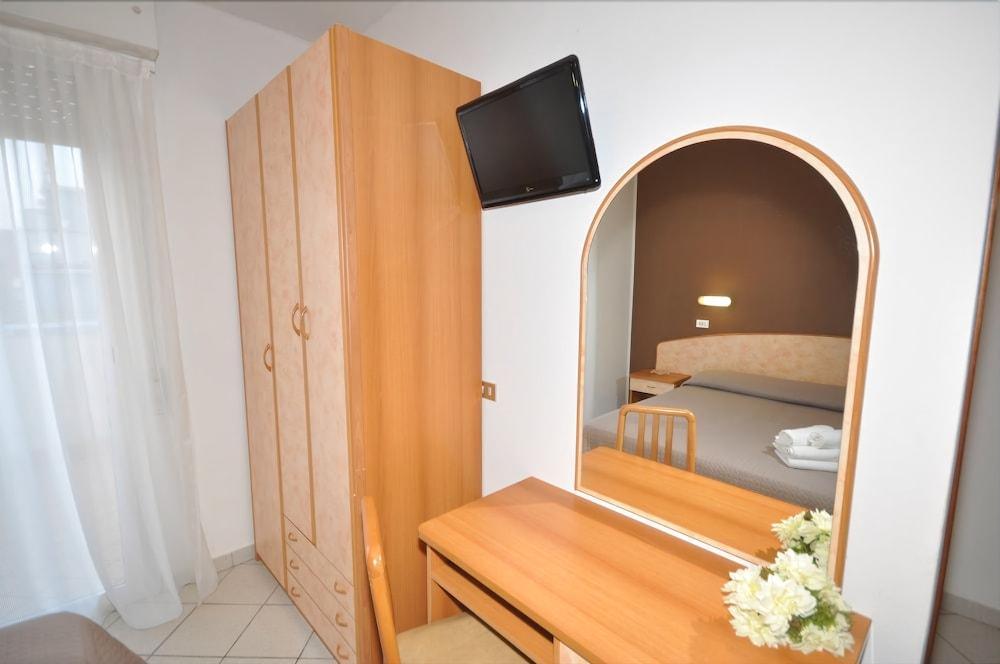 Hotel Adriatic&Beauty Rimini Luaran gambar