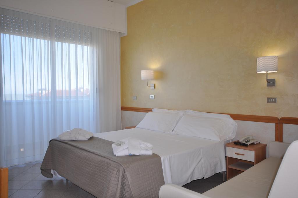 Hotel Adriatic&Beauty Rimini Luaran gambar