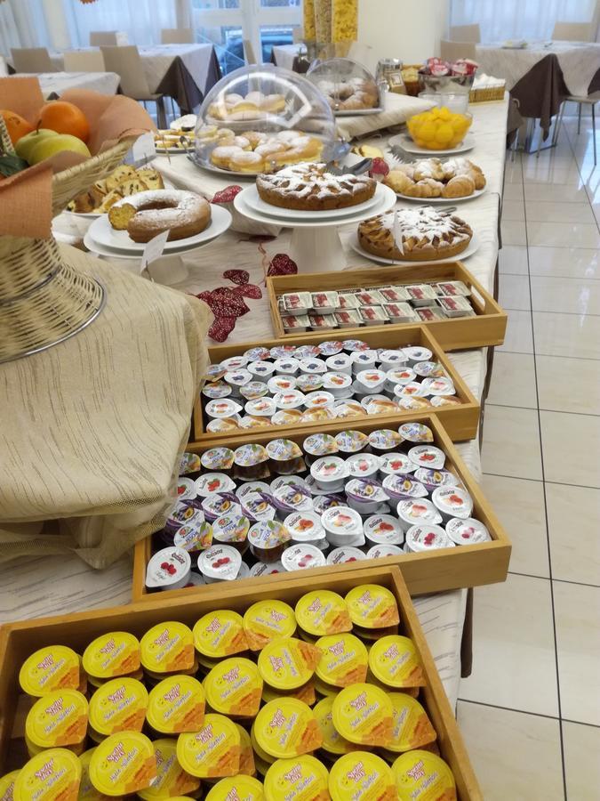 Hotel Adriatic&Beauty Rimini Luaran gambar