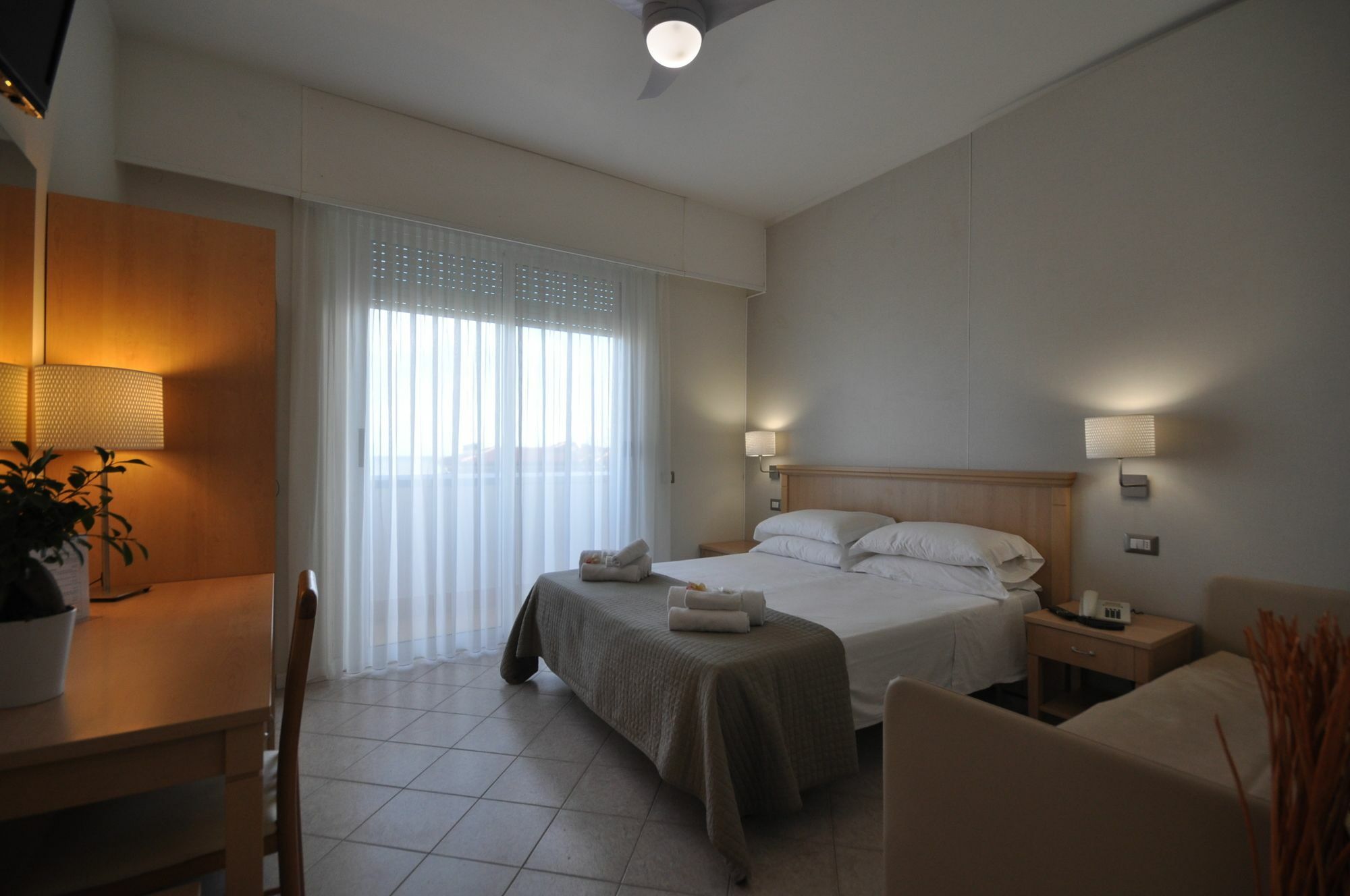 Hotel Adriatic&Beauty Rimini Luaran gambar