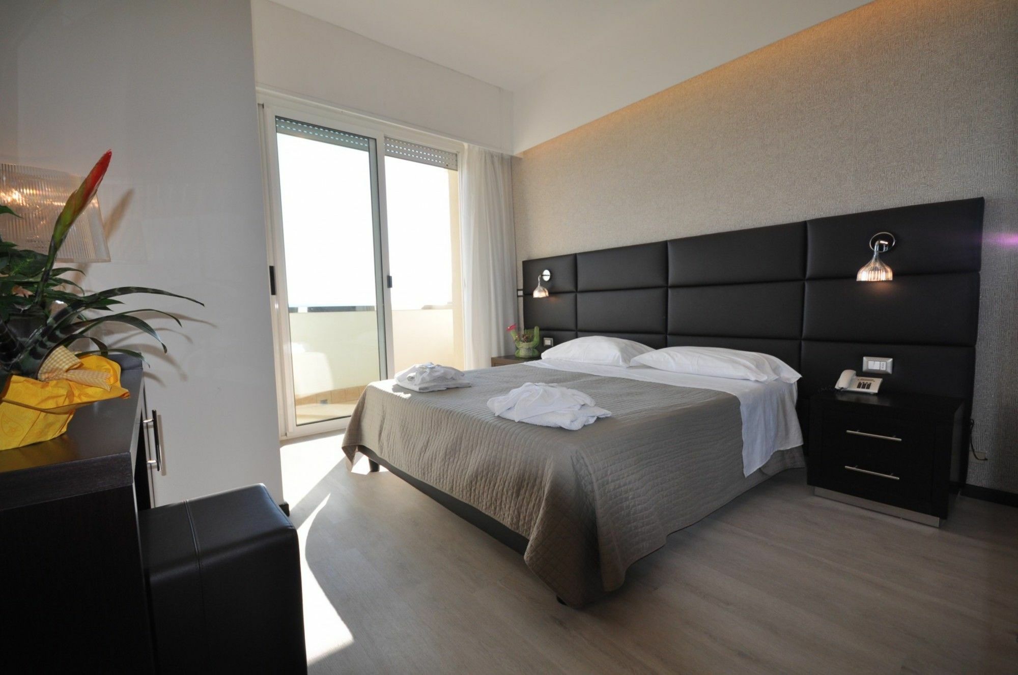 Hotel Adriatic&Beauty Rimini Luaran gambar